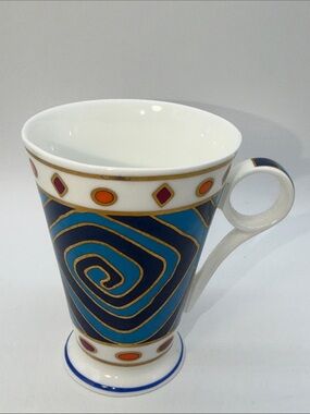 Wren Vintage Fine Bone China made in England Coffee/Tea Mug in Grecian Key